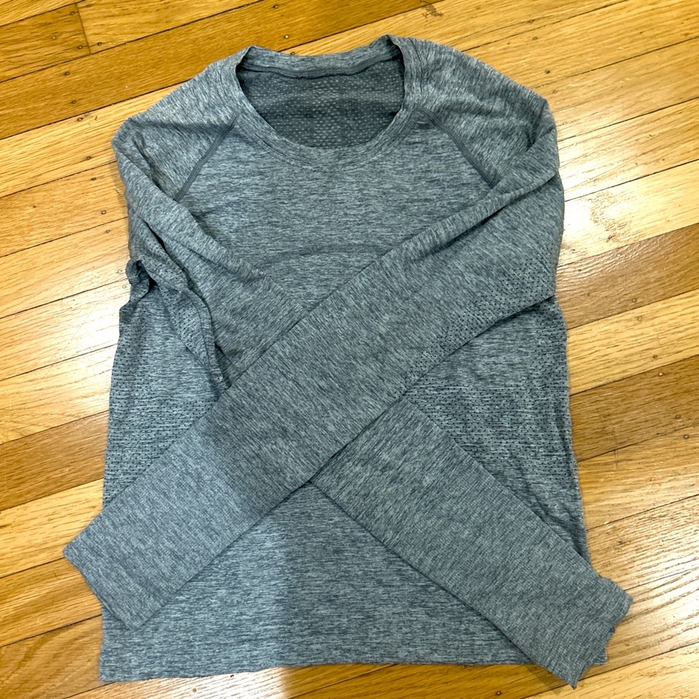 Lululemon Gray Long Sleeve Swiftly Tech|Waist Length